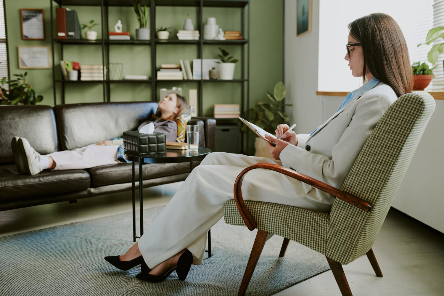 Gaziantep Psikolog Cansu ÖZTÜRK Akran İlişkileri Ve Zorbalık